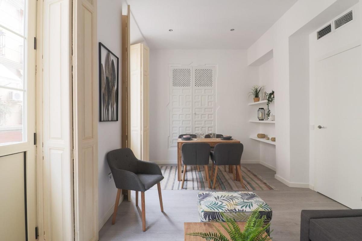 Trendy Two Bedrooms in Ollerias Málaga Buitenkant foto